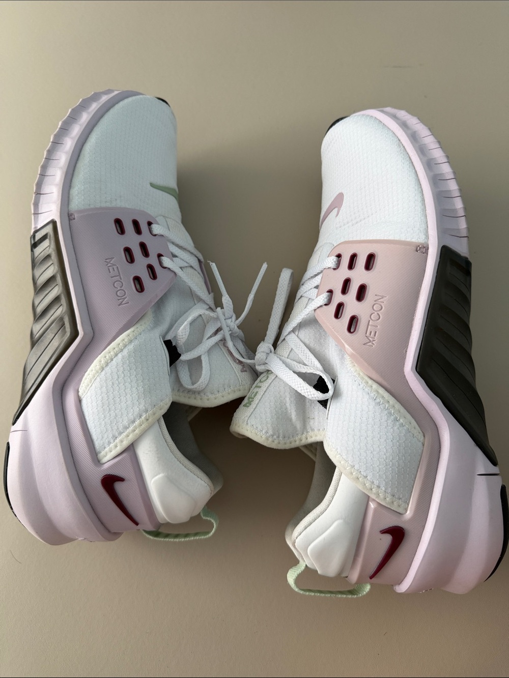 Nike Free Metcon 2 Women's White Pink Athletic Sneakers US 9.5